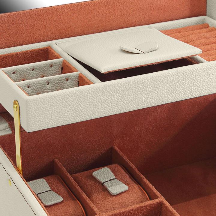 Actual product image Friedrich ascot