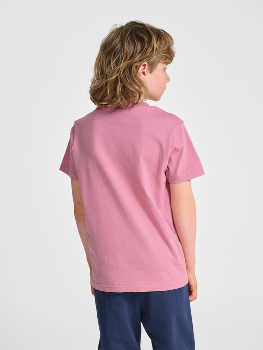 Produktbild hummel hmlJR BASE T-SHIRT S/S (34, 36, 38, 40)