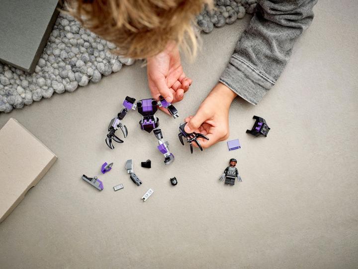 Actual product image LEGO Black Panther Mech (76204, LEGO Marvel)