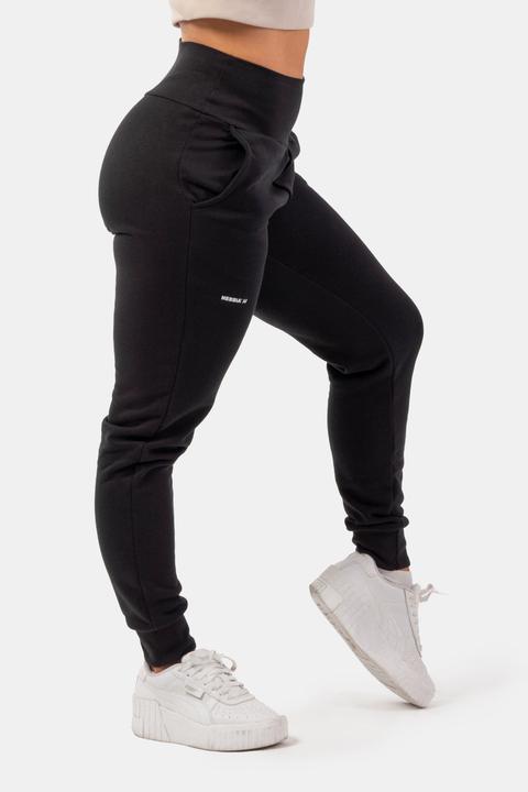 Produktbild Nebbia High-Waist Loose Fit Sweatpants "Feeling Good" 409 black (XS)