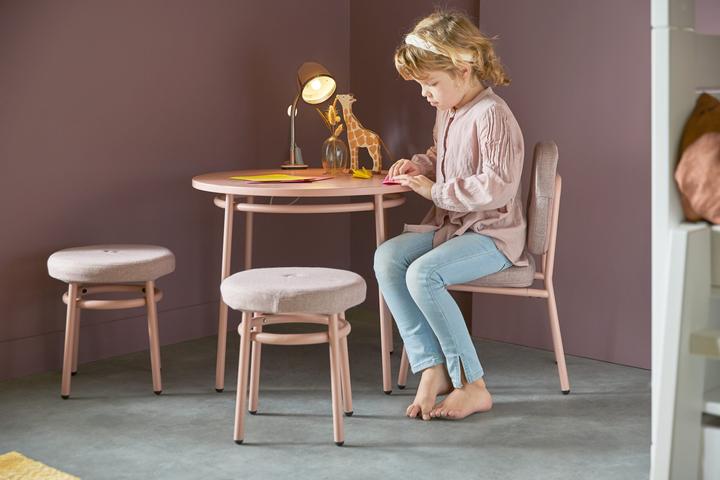 Produktbild Lifetime Kidsrooms Chill Hocker mit gepolsterter Sitz Cherry Blossoms (Kinderstuhl)
