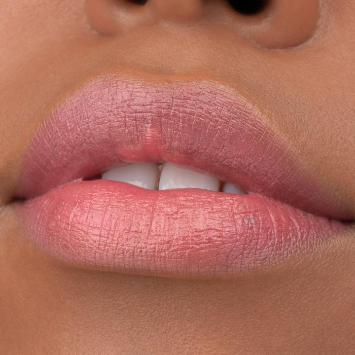 Image du produit essence Teinte à lèvres hydratante Tinted kiss 03 Coral Colada (03 Coral Colada)