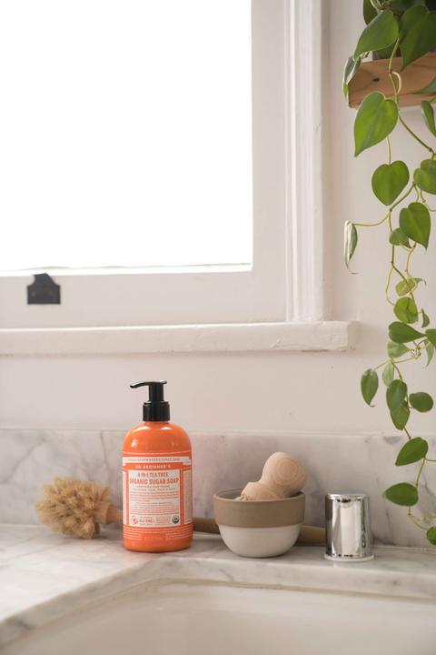 Produktbild Dr. Bronner's Organic Sugar Soap Tea Tree 355 ml (355 ml)