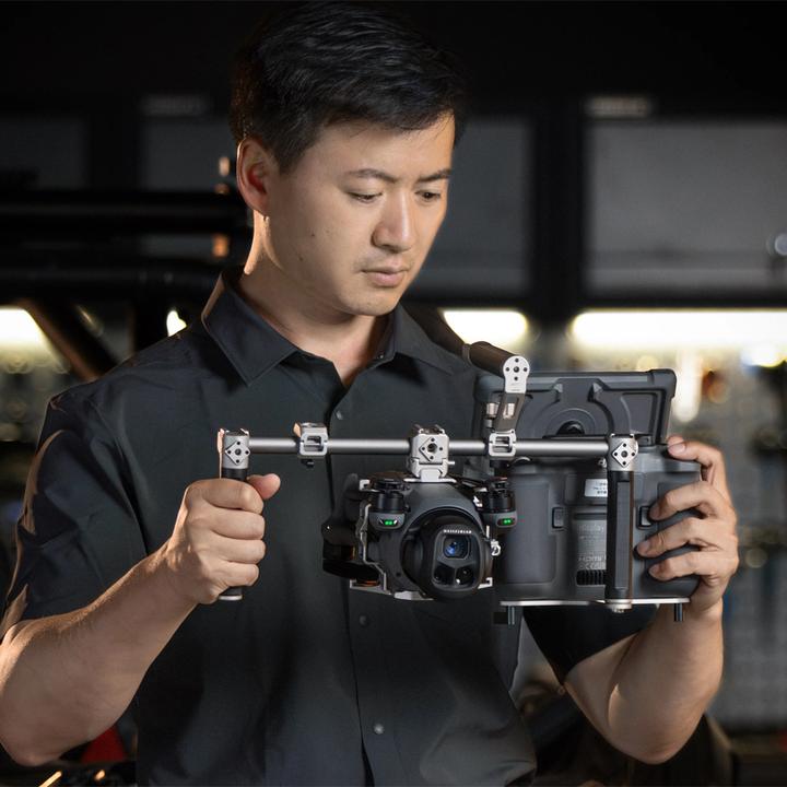 Image du produit Tilta Handheld Support System for DJI Mavic 4 Pro (Kit d'accessoires pour drones, Dji Mavic 4 Pro)