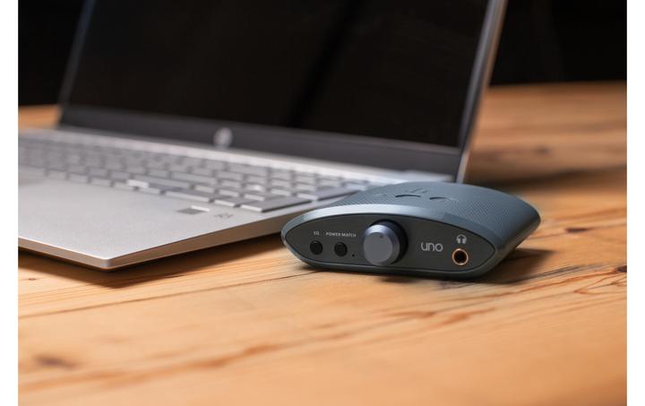 Actual product image iFi Audio uno (gain switch, USB-DAC)