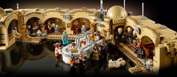 Actual product image LEGO Mos Eisley Cantina (75290, LEGO Star Wars, LEGO Rare Sets)
