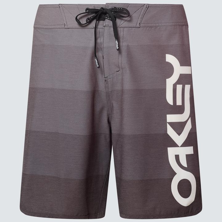 Actual product image Oakley Retro Mark 19" Boardshort (33)