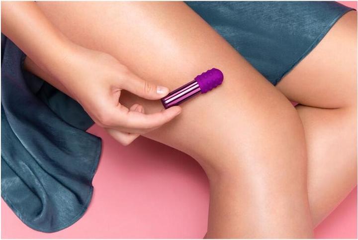 Produktbild Le Wand Vibrator "Bullet" Cherry