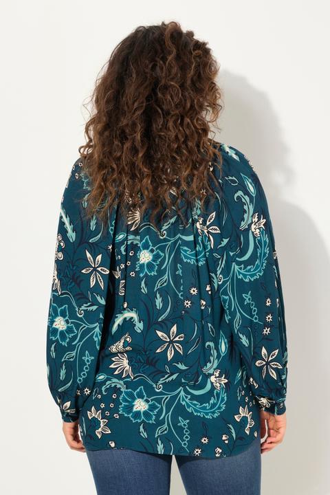 Image du produit Ulla Popken Blouse à manches longues, encolure en V et col montant smocké. Coupe évasée. (50, 52)