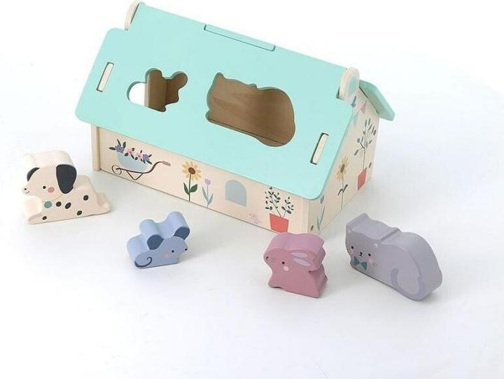 Actual product image Vilac - Shape Sorter - Tiny Farm with animals (7119)