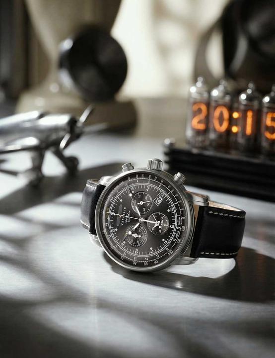 Actual product image Zeppelin 100 years of 7680-2 (Analogue wristwatch, 42 mm)