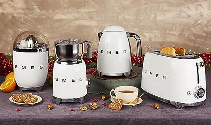 Actual product image Smeg CJF11WHEU 50's Style