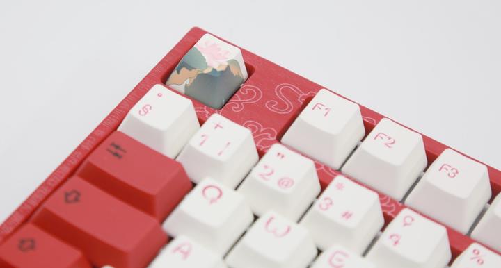Actual product image Varmilo Koi VA109 (Swiss, Cable)