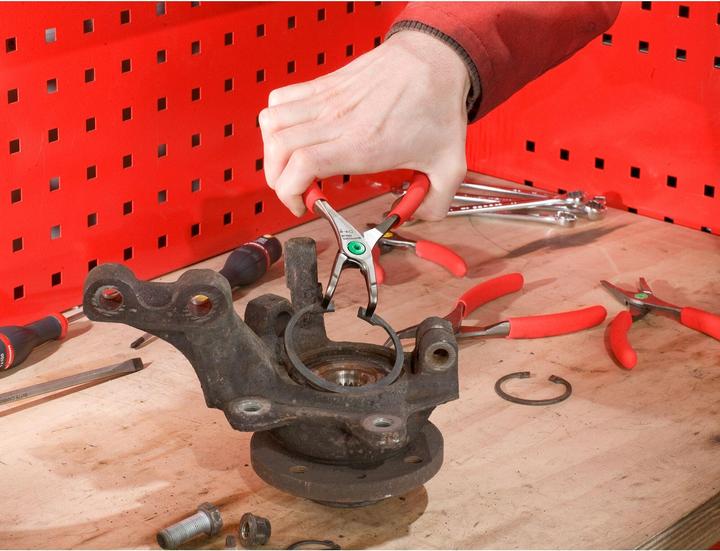 Actual product image Facom Circlip pliers (130 mm)