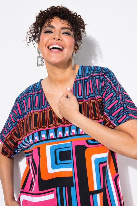 Immagine prodotto Ulla Popken Abito di jersey con stampa grafica, scollo a V e mezze maniche (54)