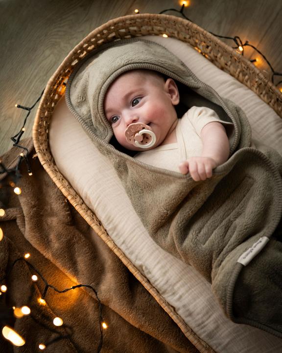 Actual product image Baby's only Hooded blanket with feet Cozy urban green