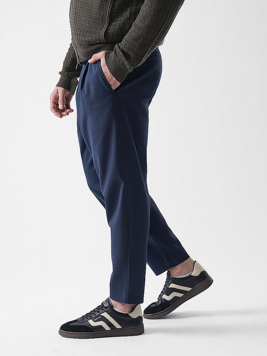 Actual product image AlphaTauri Pavo (32)