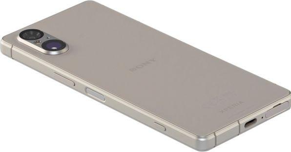 Produktbild Sony Xperia 5 V (128 GB, Platinum Silver, 6.10", SIM + eSIM, 48 Mpx, 5G)