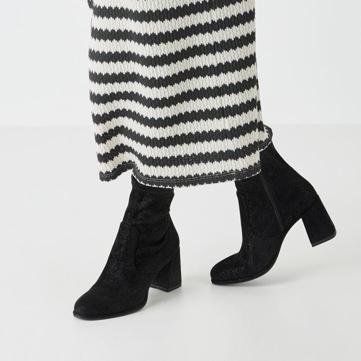 Actual product image Tamaris Stiefelette (40)