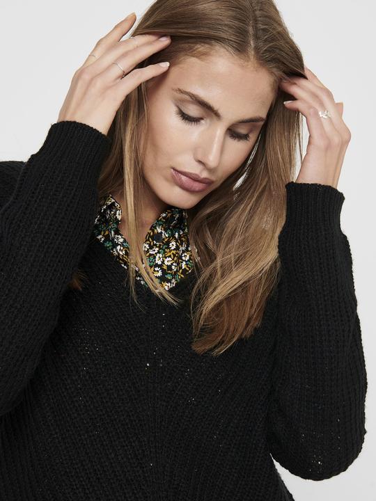 Actual product image JdY V-neck knit sweater (M)