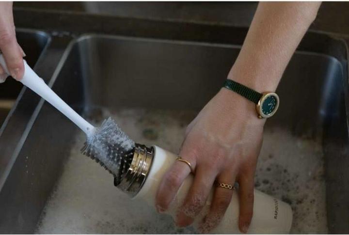 Produktbild Nuby Reinigungsbürste für Babyflaschen Nûby Ergonomischer griff