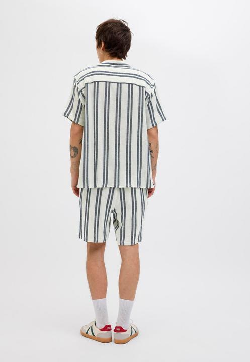 Produktbild Jack & Jones Jorcoba Stripe Resort Shirt Ss Sn (XS)