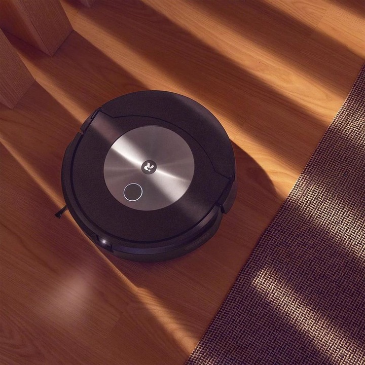 Actual product image iRobot Roomba Combo j7 (c7158) (Vacuum mopping robot)