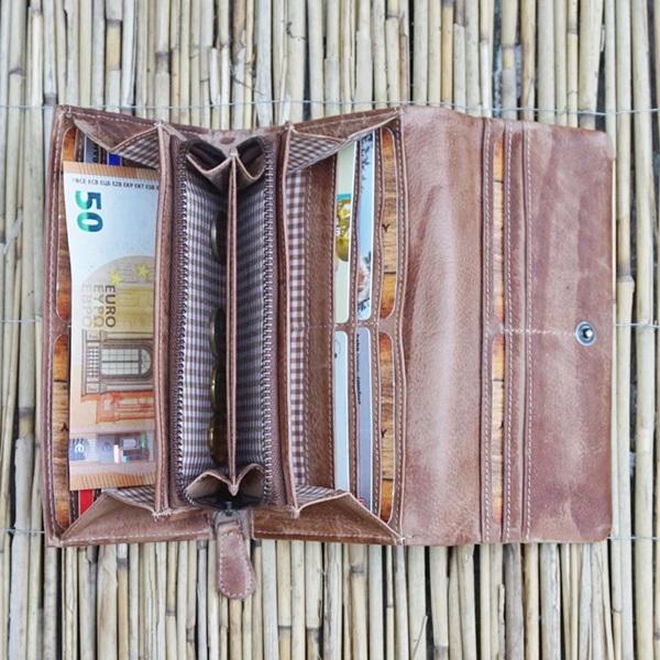 Actual product image Jack kinsky Nassau ladies wallet long