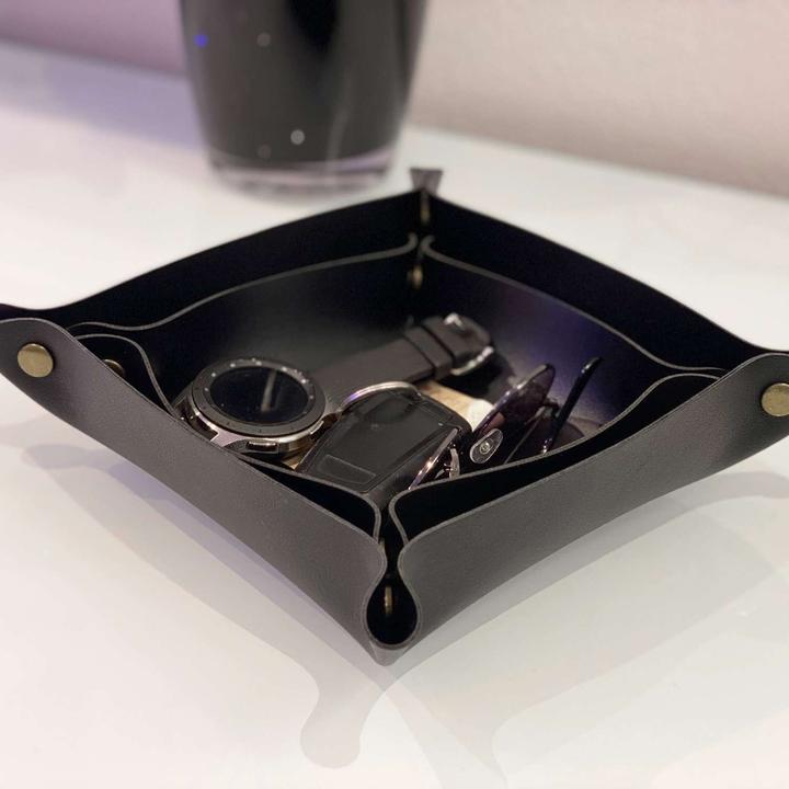 Actual product image Intirilife Pocket emptier