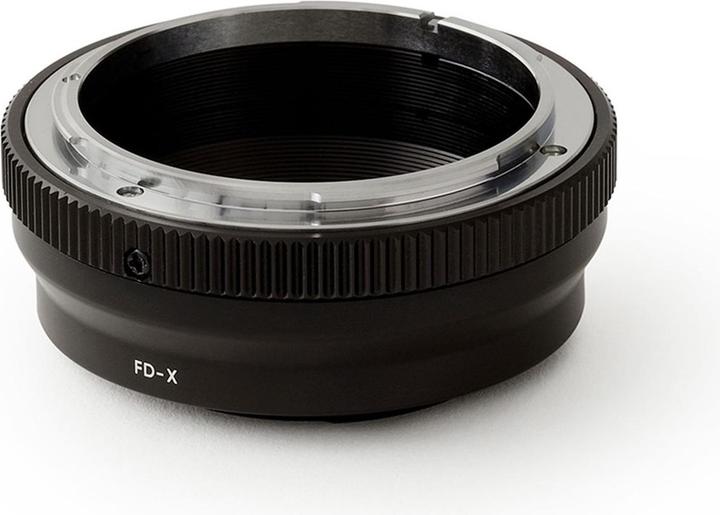Urth Lens Mount Adapter: Compatible with Canon FD Lens to Fujifilm X Camera Body