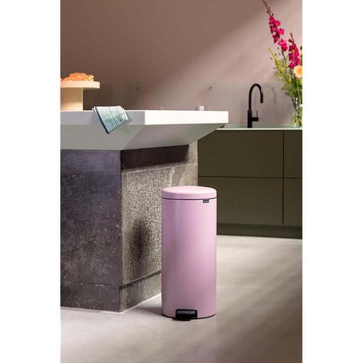 Produktbild Brabantia Treteimer NewIcon 30 l, Lilac Pink (30 l)
