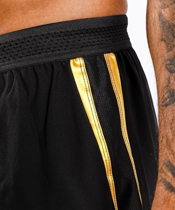 Image du produit Venum Tempest 2.0 Training Shorts â€“ Black/Gold - S (S)