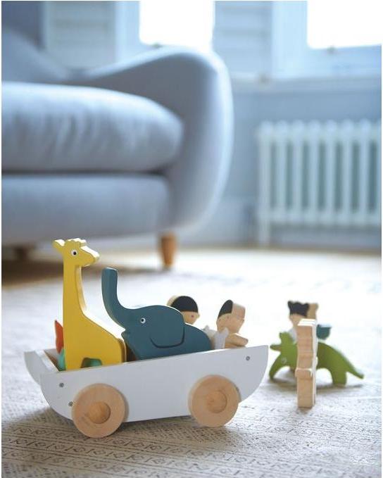 Actual product image Tender Leaf Toys Boat with animals