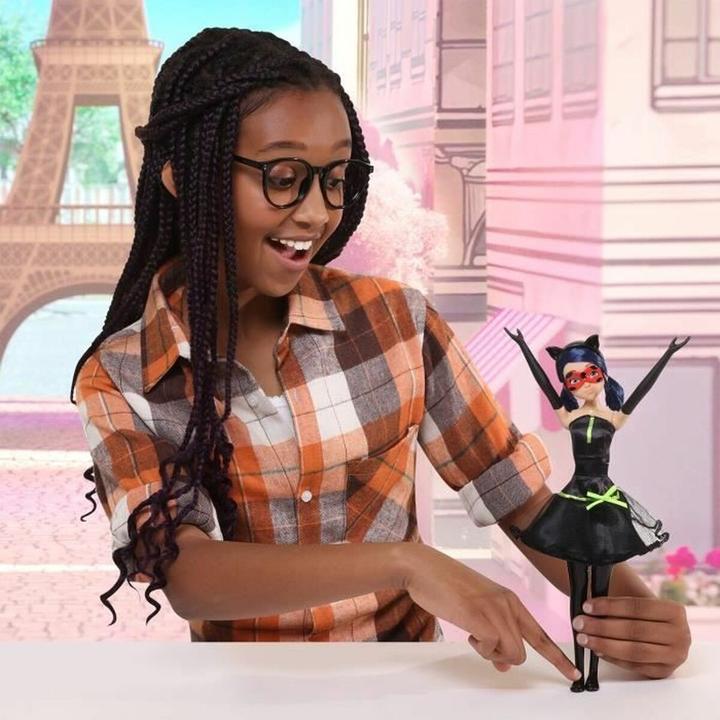 Image du produit Bandai MIRACULOUS PoupÃ©e Ladybug avec Outfit Transformation 26 cm 4+