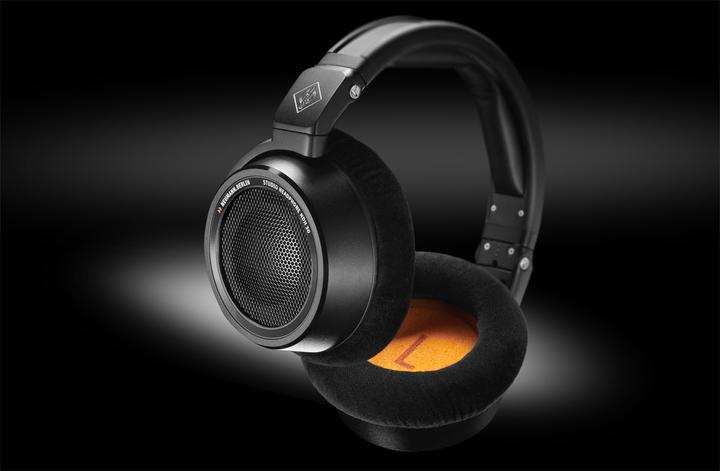 Actual product image Neumann NDH 30 Black Edition studio-koptelefoon (Cable)
