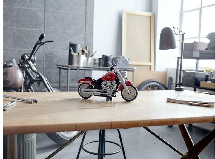 Produktbild LEGO Harley-Davidson Fat Boy (10269, LEGO Creator Expert)