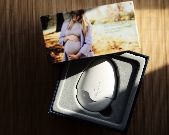 Actual product image Ovuola Ovulation detector