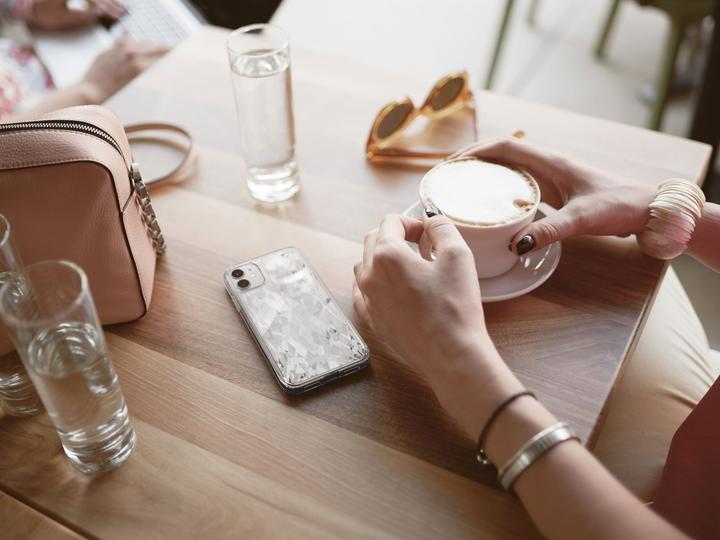 Actual product image Laut Diamond (Apple iPhone 12 Pro Max)