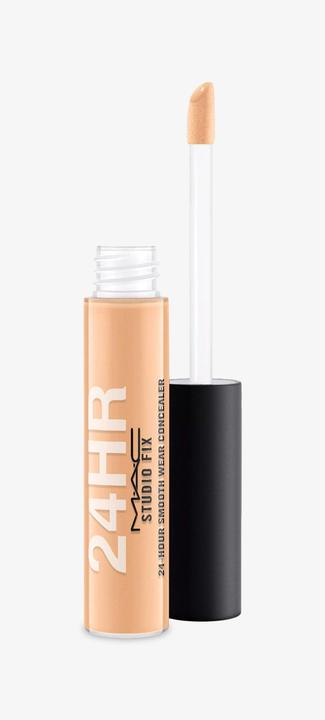 Actual product image MAC Cosmetics Studio Fix 24-Hour Smooth Wear Concealer (Model No. NC35)