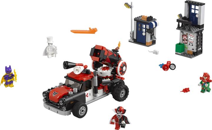 Actual product image LEGO Batman Movie Harley Quinn Cannonball Attack (70921, LEGO DC)
