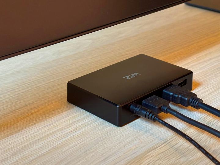 Image du produit WiZ HDMI Sync Box + Lightstrip 55 bis 65 Zoll
