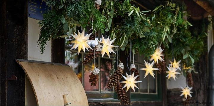 Produktbild Novaliv Weihnachtsstern LED Dekosterne 3er Sparset Weiss 8cm Timerfunktion nur Innen mit 1,5m Kabel