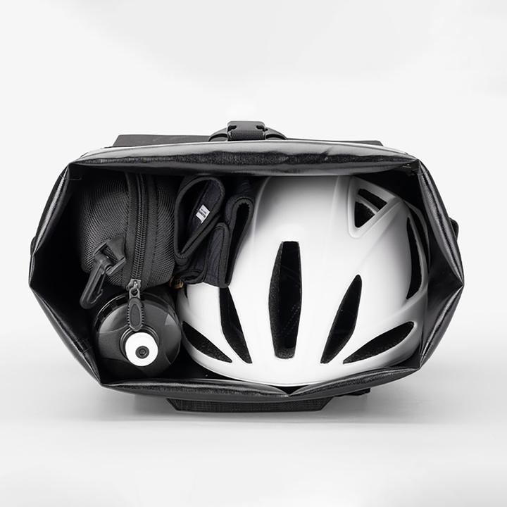 Image du produit Rockbros Bike Bag with Backpack Function, Waterproof, with Helmet Attachment 18l - Black (18 l, Sac de porte-bagages)