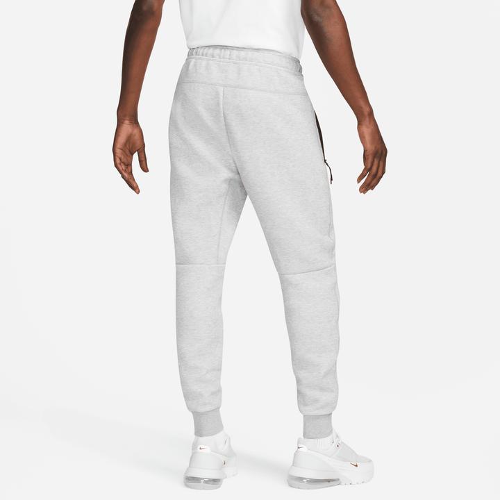 Actual product image Nike M NK Tech Fleece Jogger (XL)
