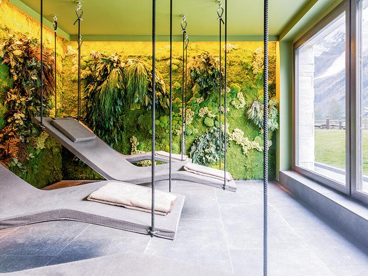 Actual product image Smartbox Indulgence and relaxation at QC Terme Chamonix: 1 day pass, lunch and spa kit for 2 (2 Persons)