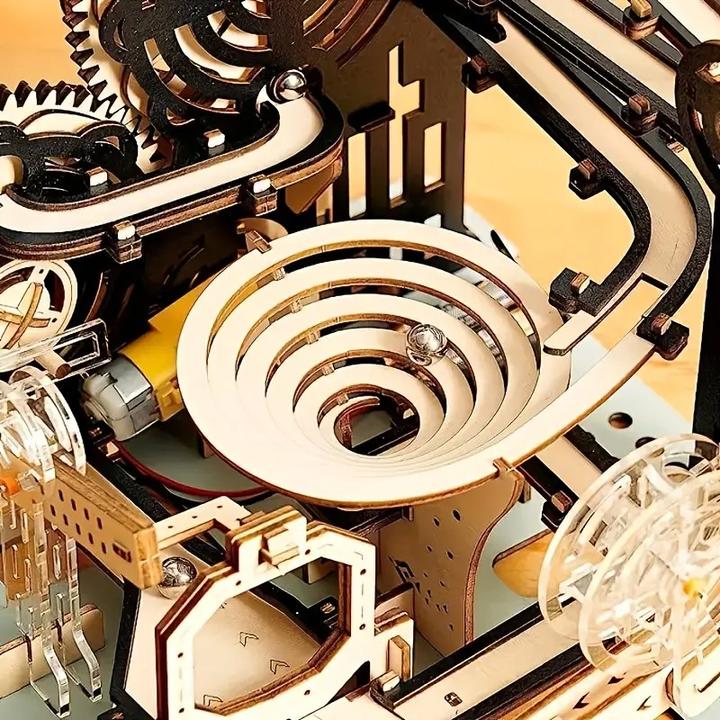 Produktbild The Toy Company 3D Holz Kugelbahn, Murmelbahn Puzzle aus Holz, batteriebetrieben