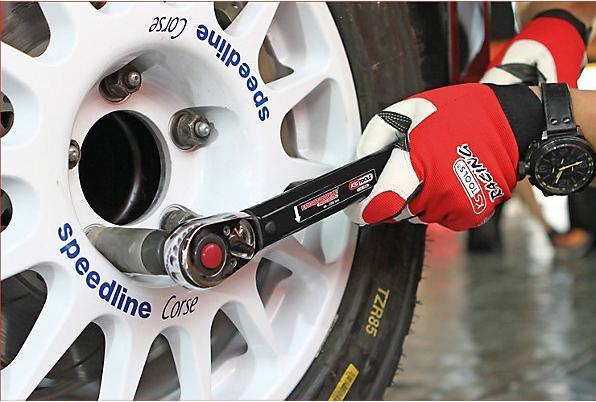 Actual product image KS Tools ERGOTORQUE®precision ratchet torque wrench, 1/4", 5 - 25 Nm. (1/4", 5 Nm, 25 Nm)