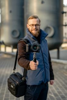Actual product image Fotopro statyw Vlogger Mini (SY-390 + P-1HX) - szary (Metal)