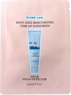 Image du produit Round Lab Birch Juice Moisturizing Toneup Sunscreen Sample 2 Ml (Crème solaire, 2 ml)