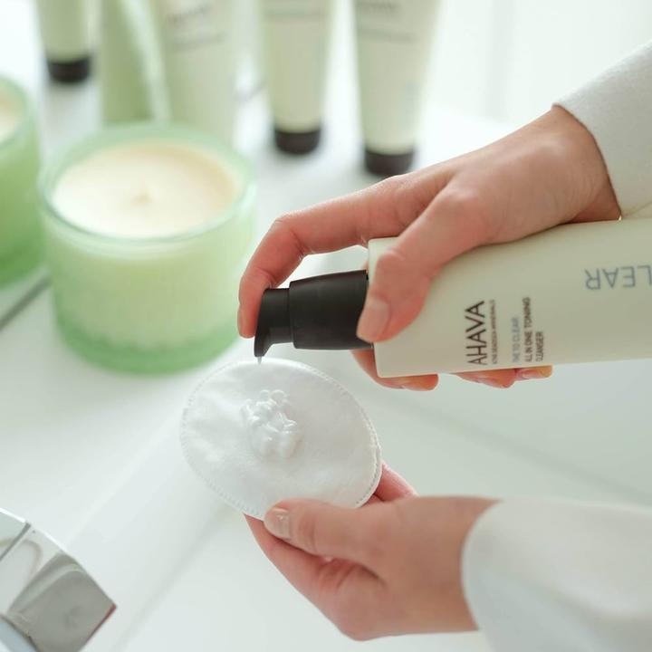 Image du produit Ahava Nettoyant tonifiant tout en un (Lotion nettoyante, 250 ml)